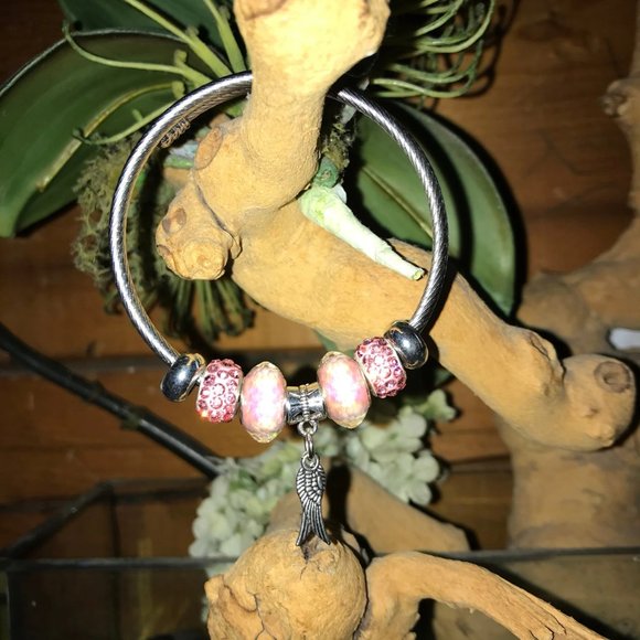 Meet your Posher - Picture 9 of 16